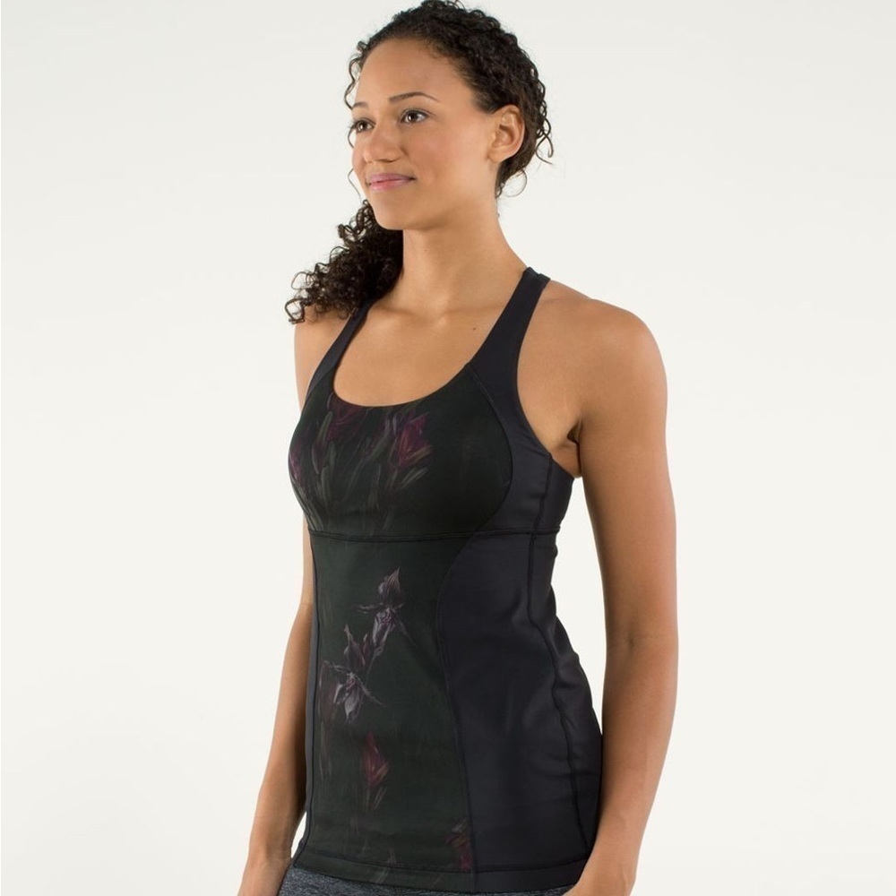 𝅺LULULEMON Midnight Iris Energy Tank Size 8
